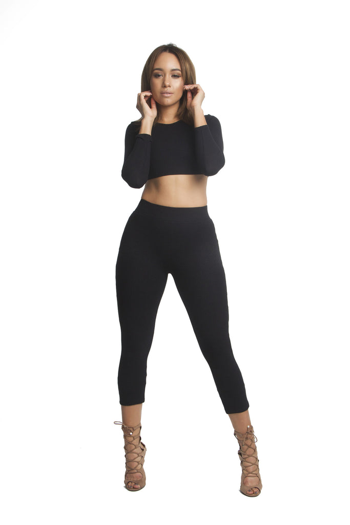 FINAL SALE-THE MYSTYLEMODE BLACK TWO PIECE LONG SLEEVE CROP TOP LEGGING SET